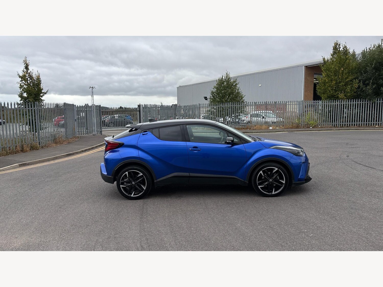 Used Toyota C-HR 2022 for sale - 76456745: Photo 18