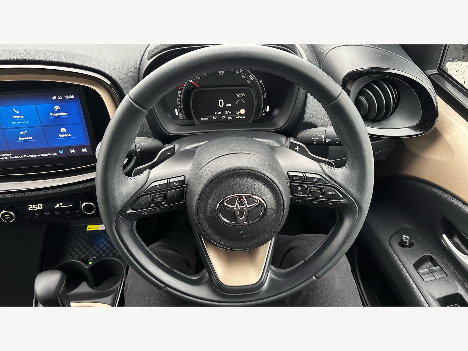 Used Toyota Aygo X 2023 for sale - 77524501: Photo 10