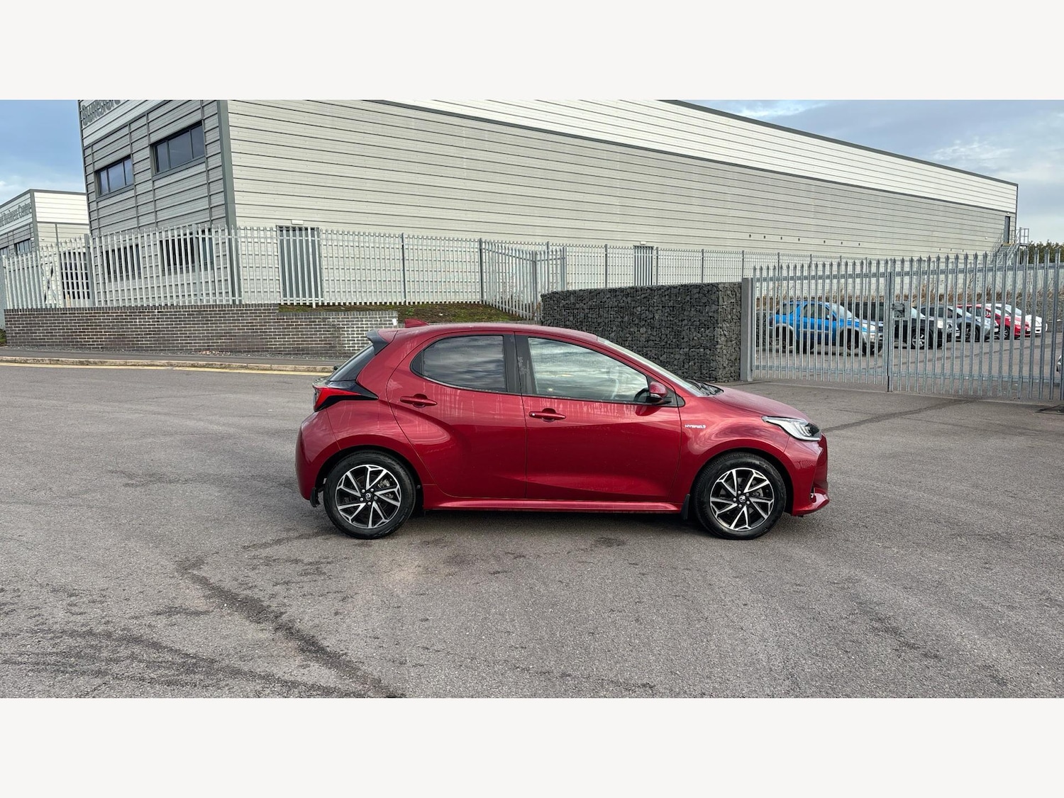 Used Toyota Yaris 2021 for sale - 76607289: Photo 18