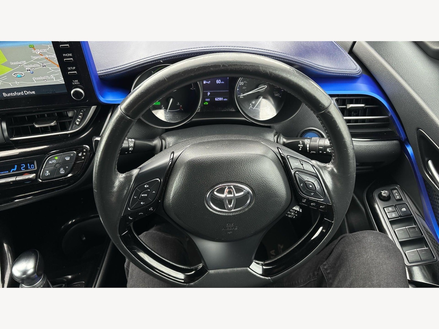 Used Toyota C-HR 2019 for sale - 78086140: Photo 10