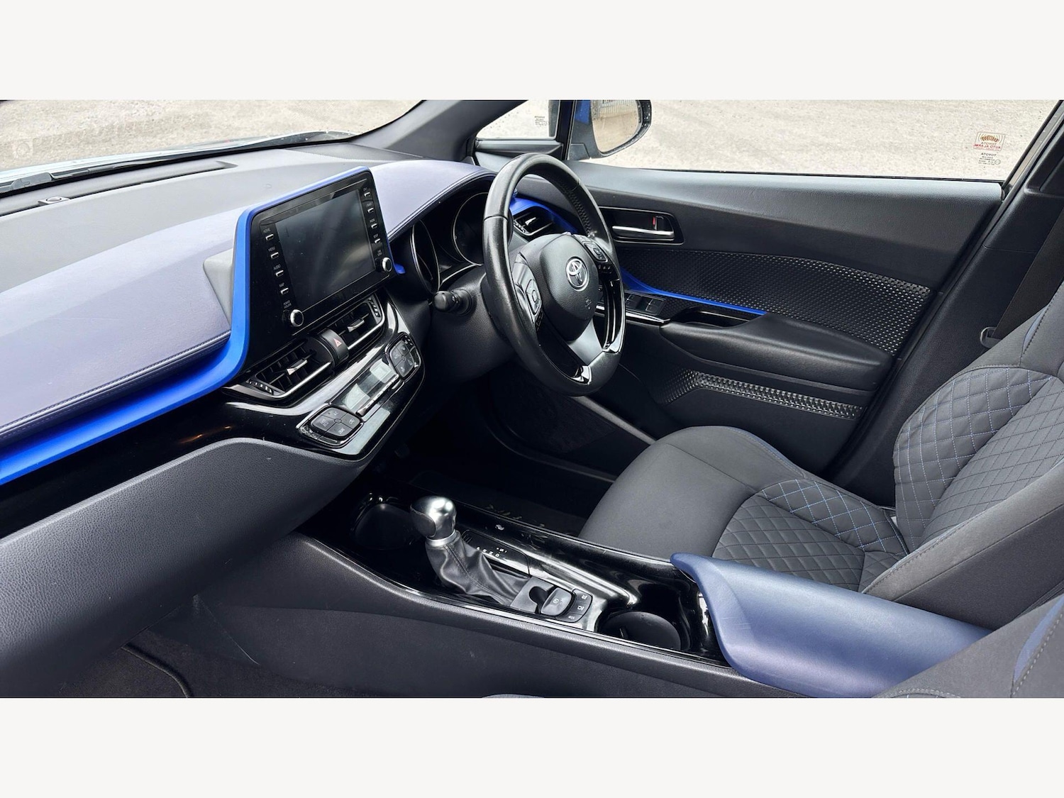 Used Toyota C-HR 2019 for sale - 78086140: Photo 12