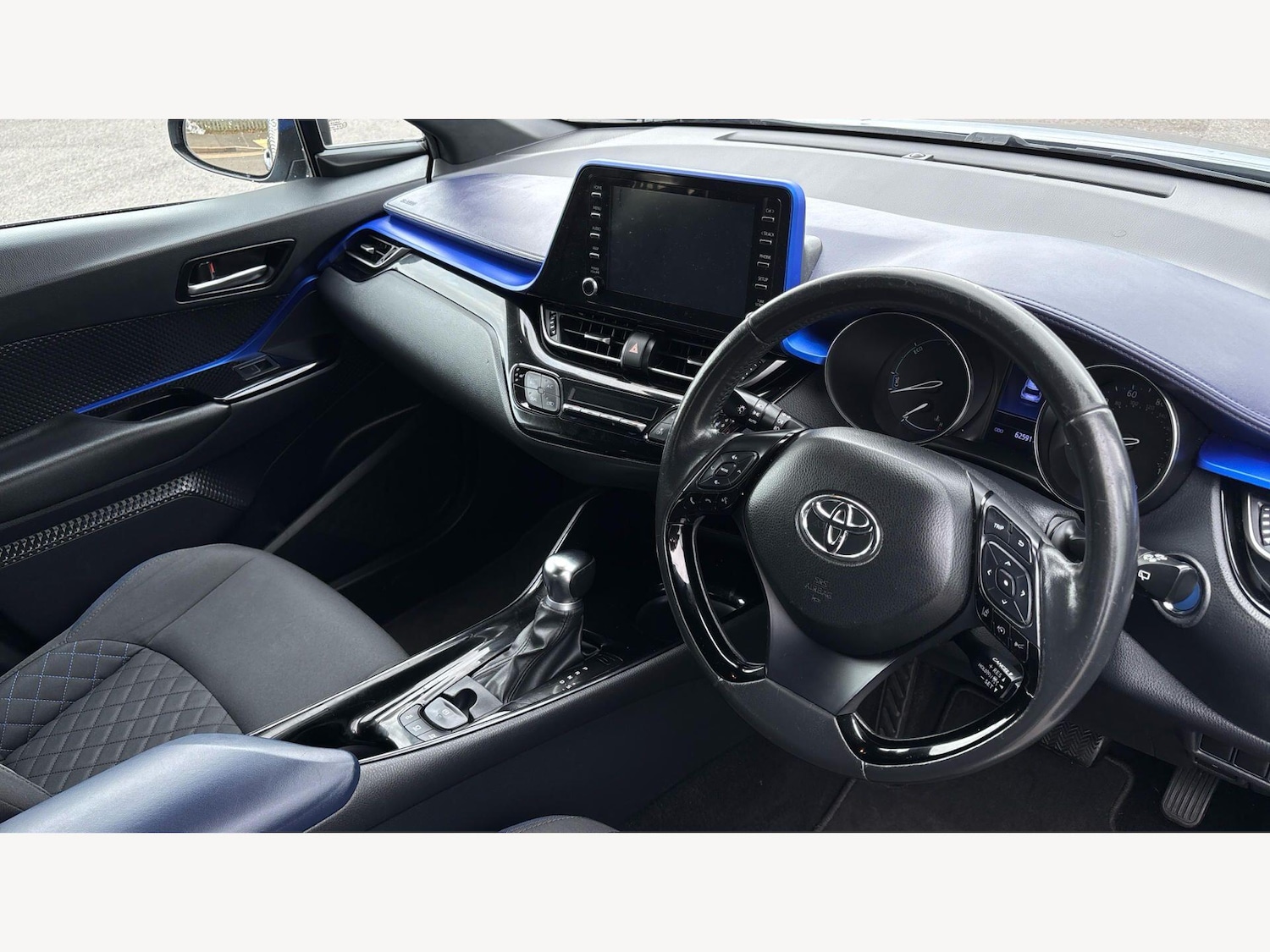 Used Toyota C-HR 2019 for sale - 78086140: Photo 13