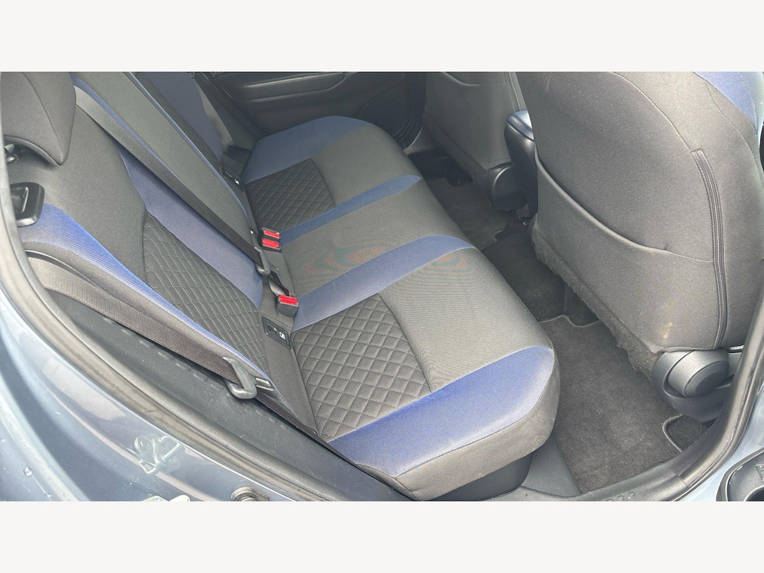 Used Toyota C-HR 2019 for sale - 78086140: Photo 14