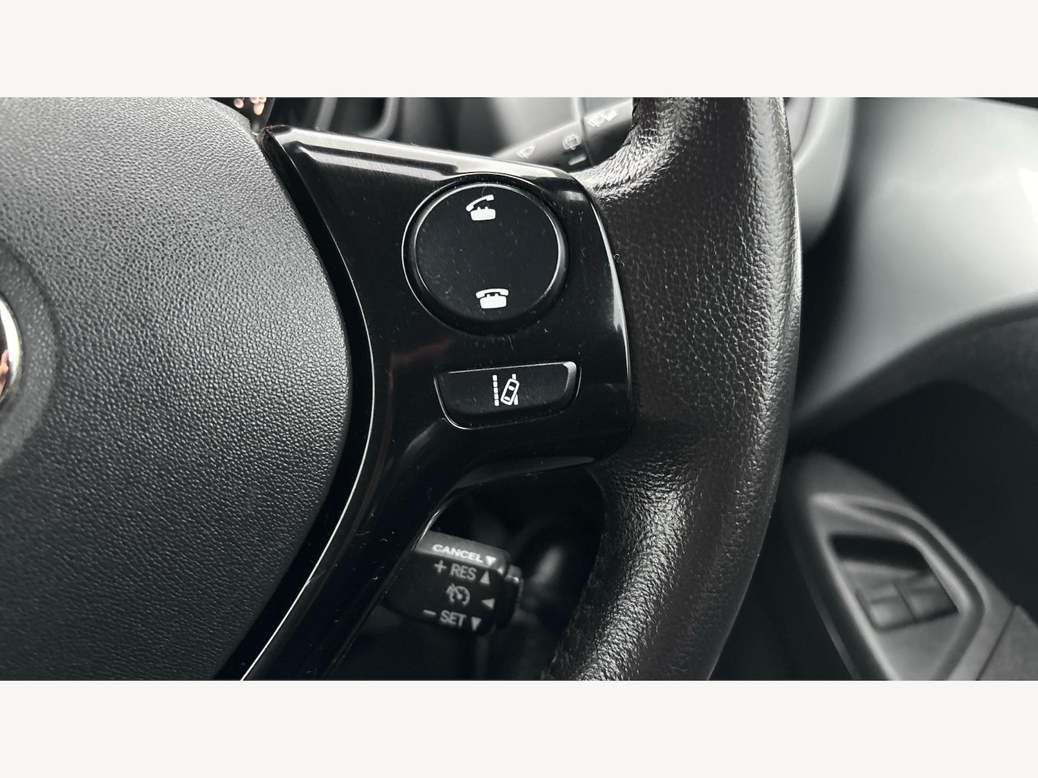 Used Toyota AYGO 2019 for sale - 76780965: Photo 25