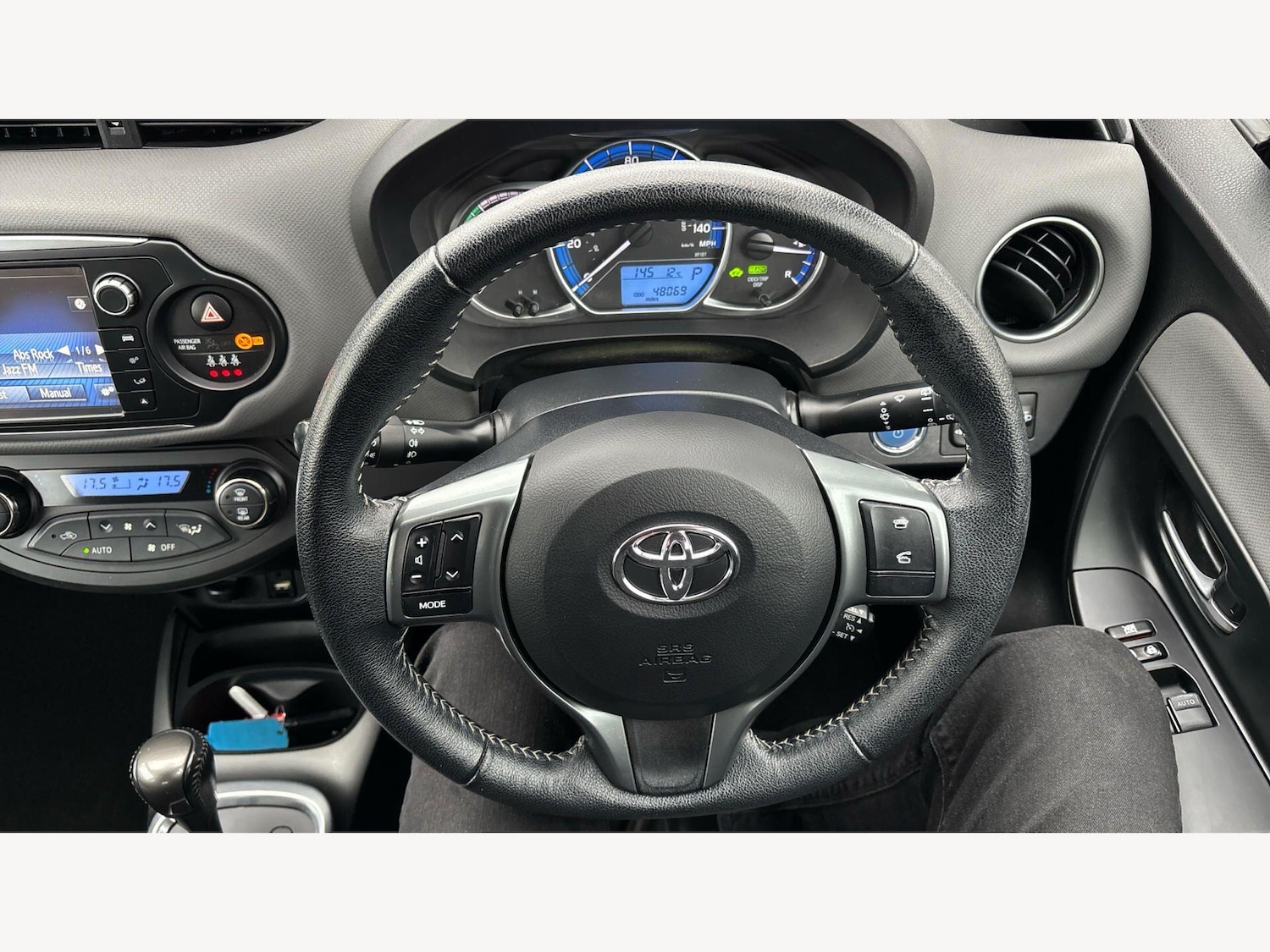 Used Toyota Yaris 2016 for sale - 78204081: Photo 12