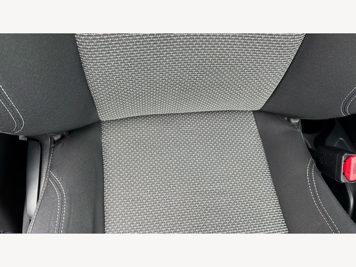 Used Toyota Yaris 2016 for sale - 78204081: Photo 16