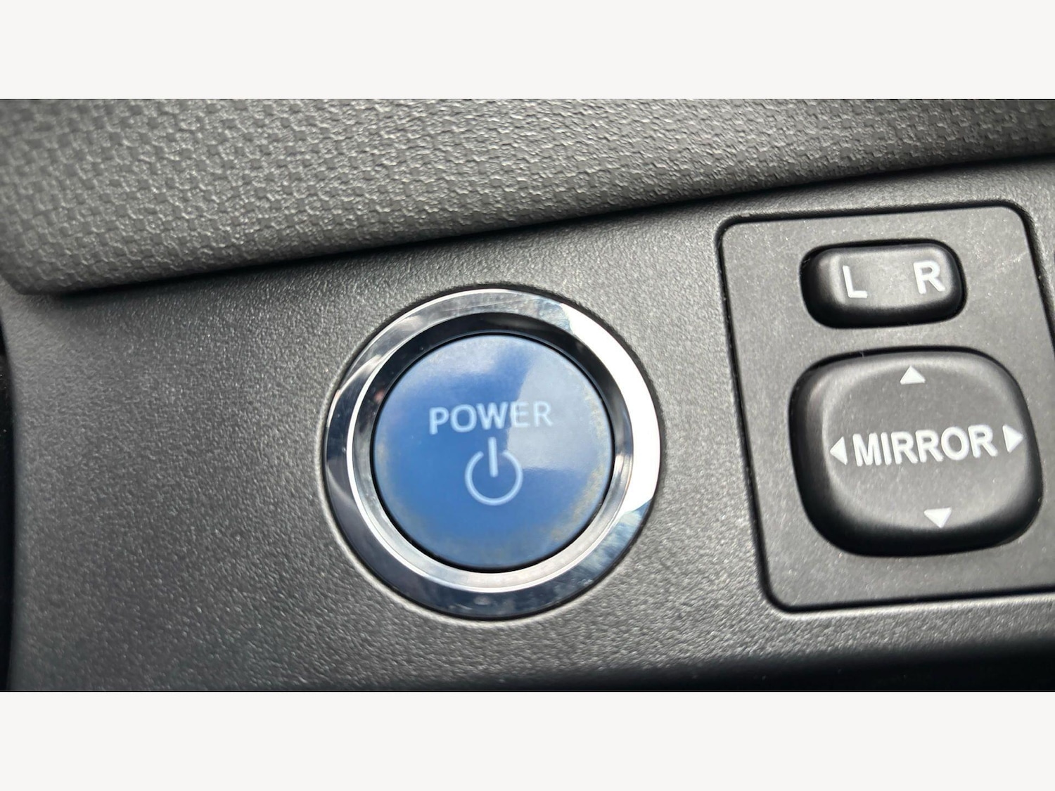 Used Toyota Yaris 2016 for sale - 78204081: Photo 18