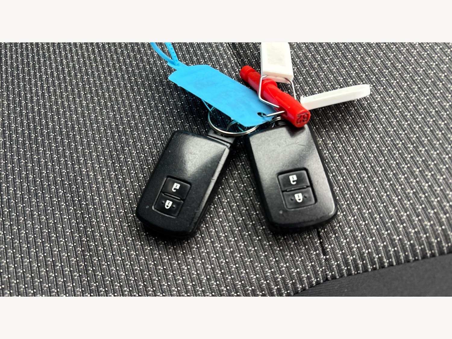 Used Toyota Yaris 2016 for sale - 78204081: Photo 30