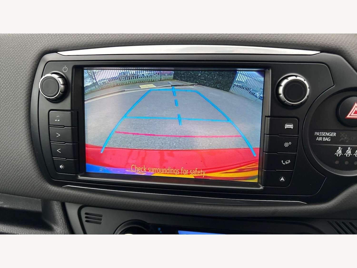 Used Toyota Yaris 2016 for sale - 78204081: Photo 35