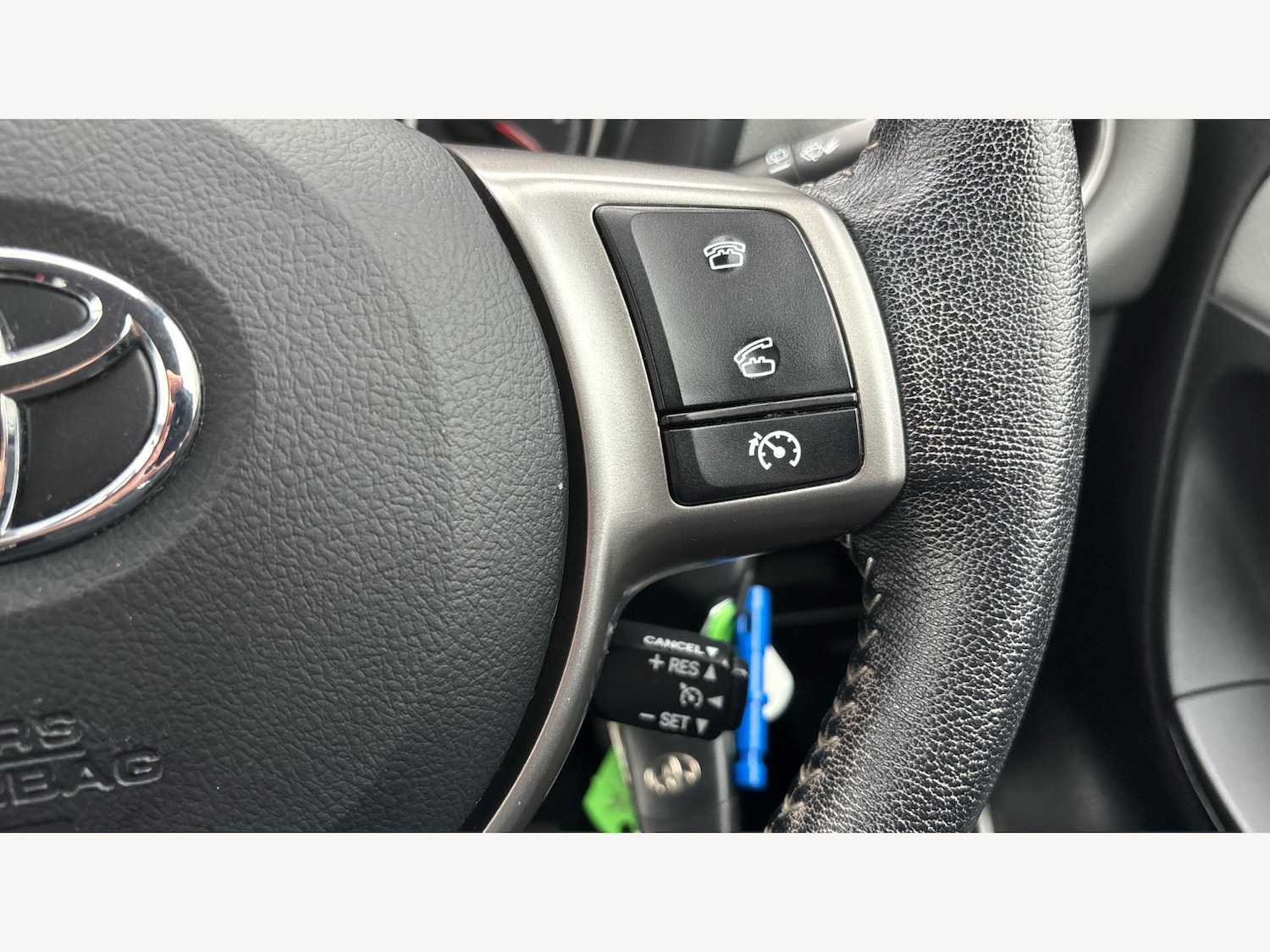 Used Toyota Yaris for sale - 76727641: Photo 25