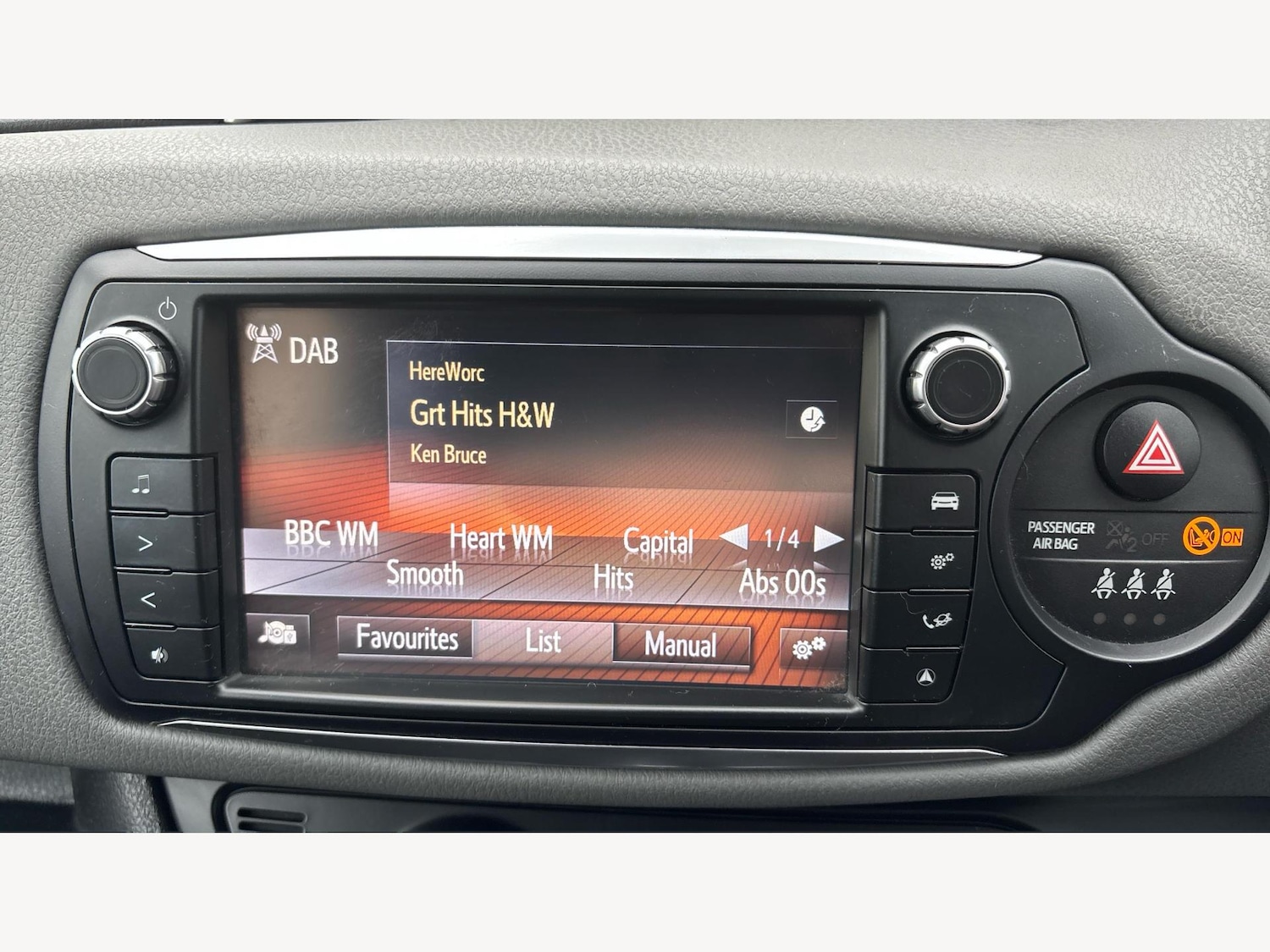 Used Toyota Yaris for sale - 76727641: Photo 9