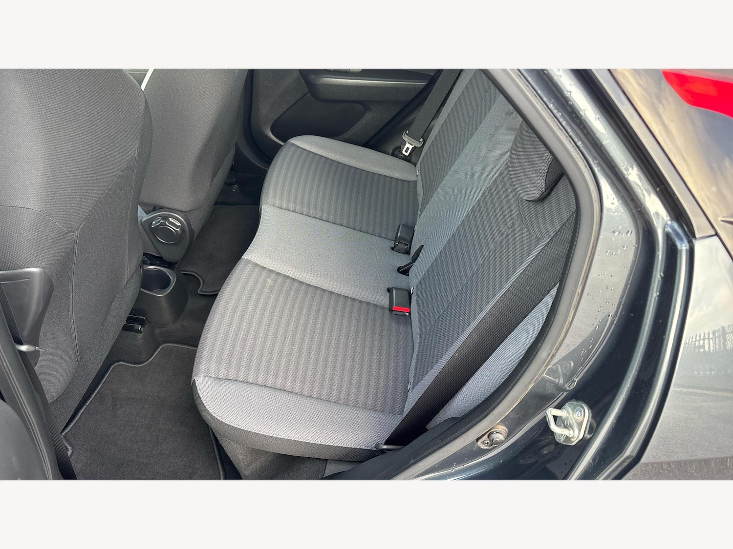 Used Toyota AYGO 2019 for sale - 77455812: Photo 15