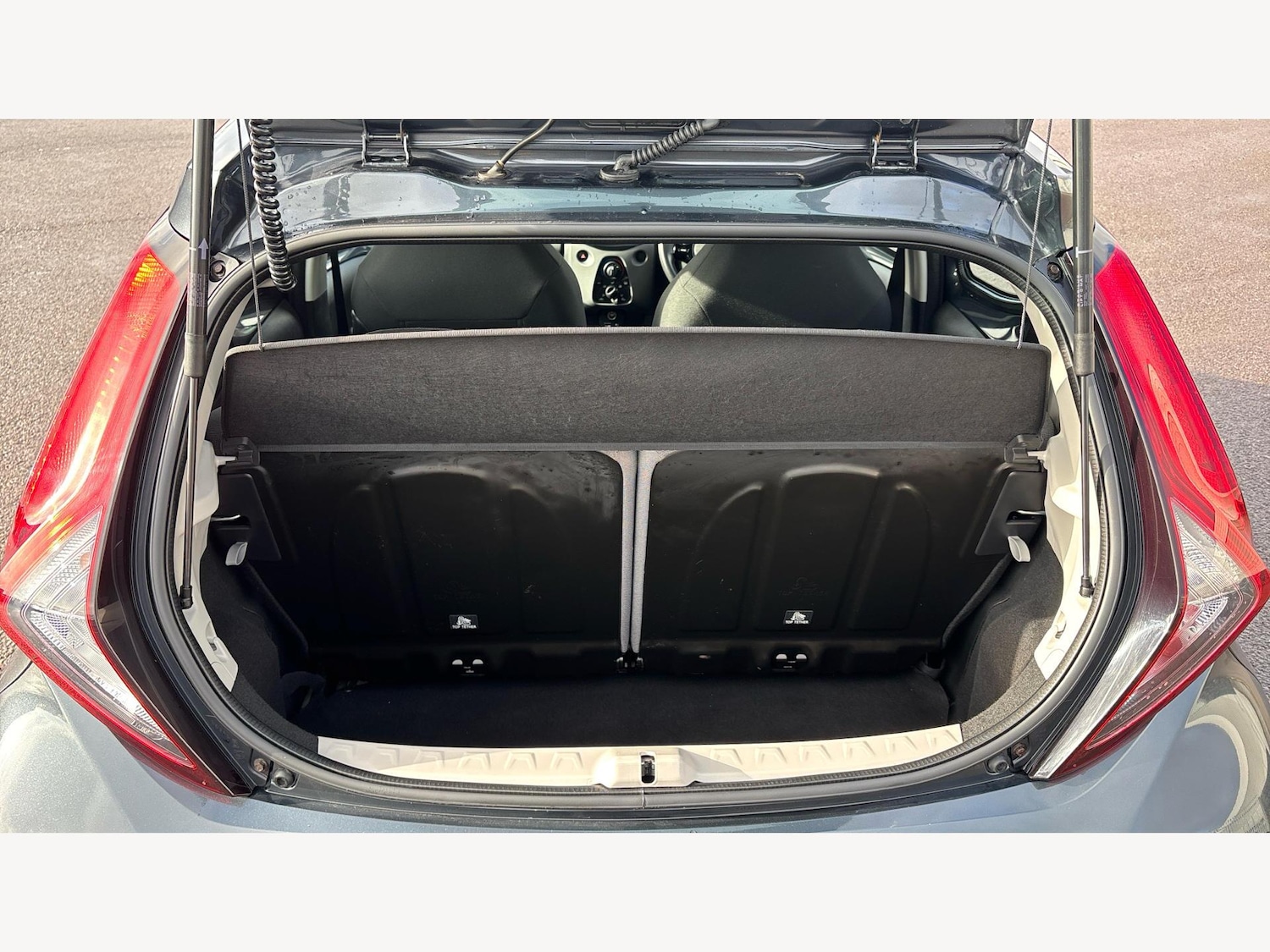 Used Toyota AYGO 2019 for sale - 77455812: Photo 16