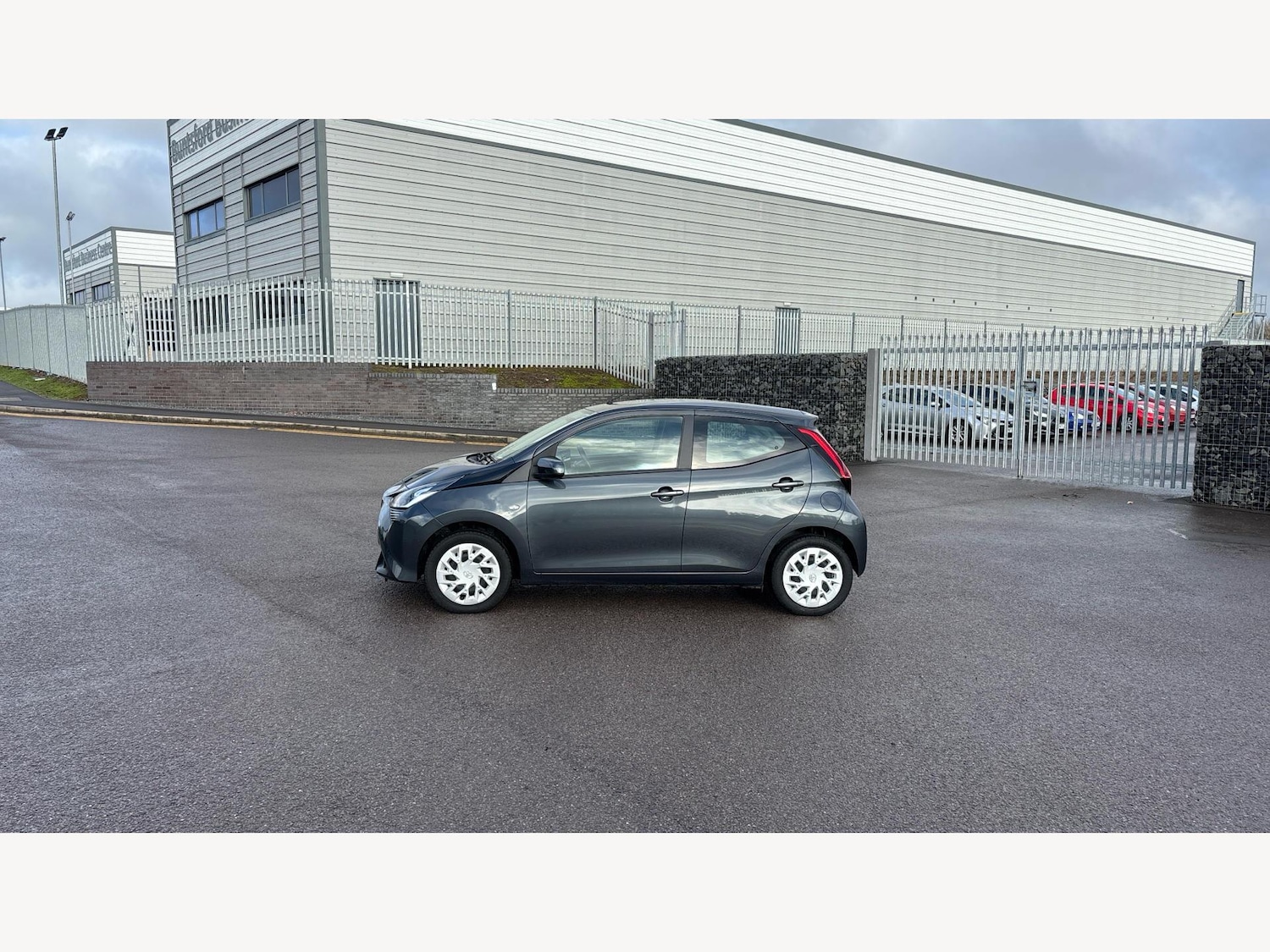 Used Toyota AYGO 2019 for sale - 77455812: Photo 19