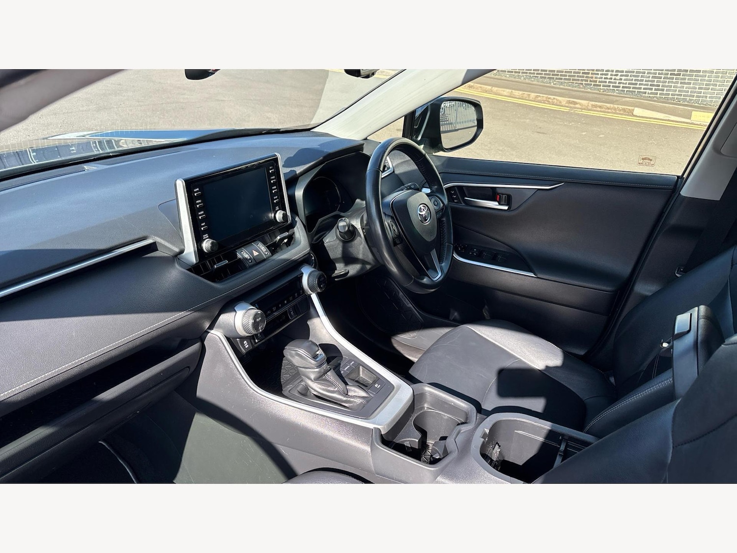 Used Toyota RAV4 2020 for sale - 76151261: Photo 12