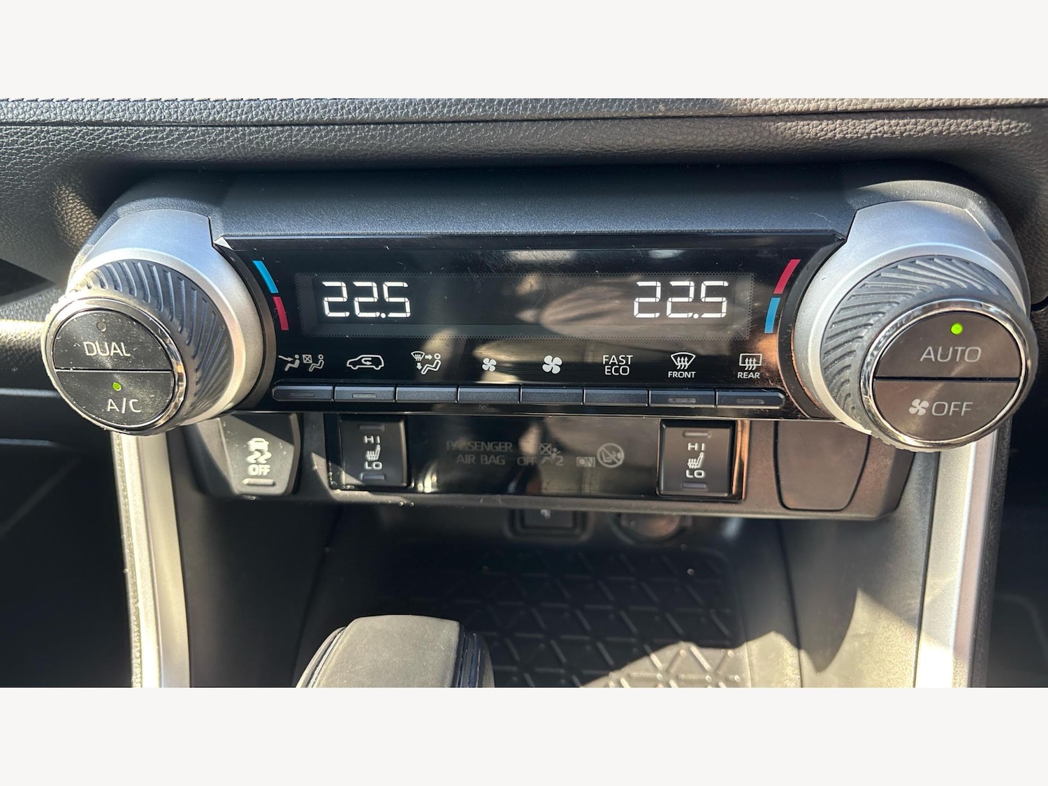 Used Toyota RAV4 2020 for sale - 76151261: Photo 23