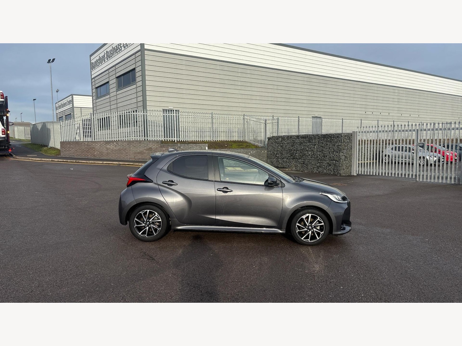 Used Toyota Yaris for sale - 77230367: Photo 18