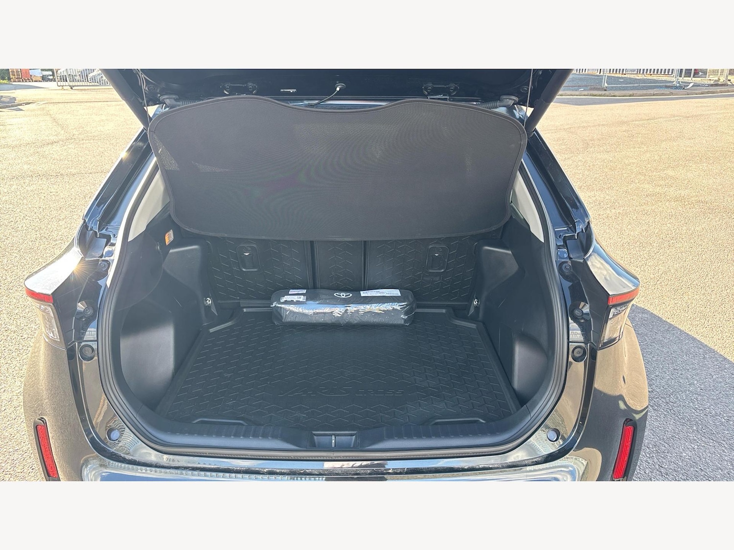 Used Toyota Yaris Cross 2023 for sale - 76537777: Photo 16