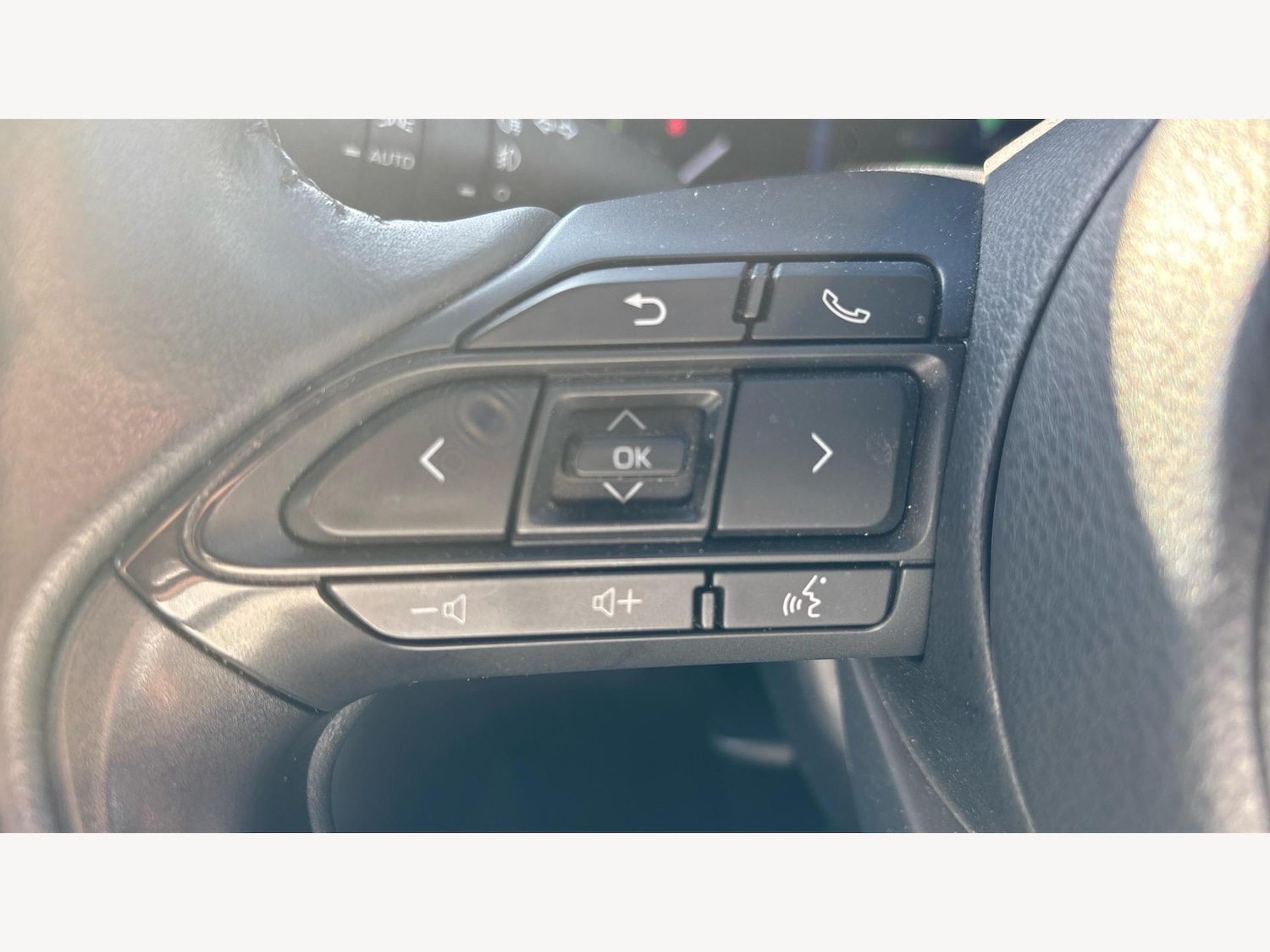 Used Toyota Yaris Cross 2023 for sale - 76537777: Photo 24