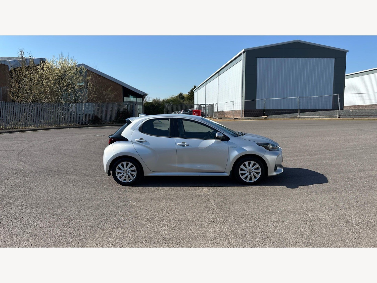 Used Toyota Yaris for sale - 78007802: Photo 18