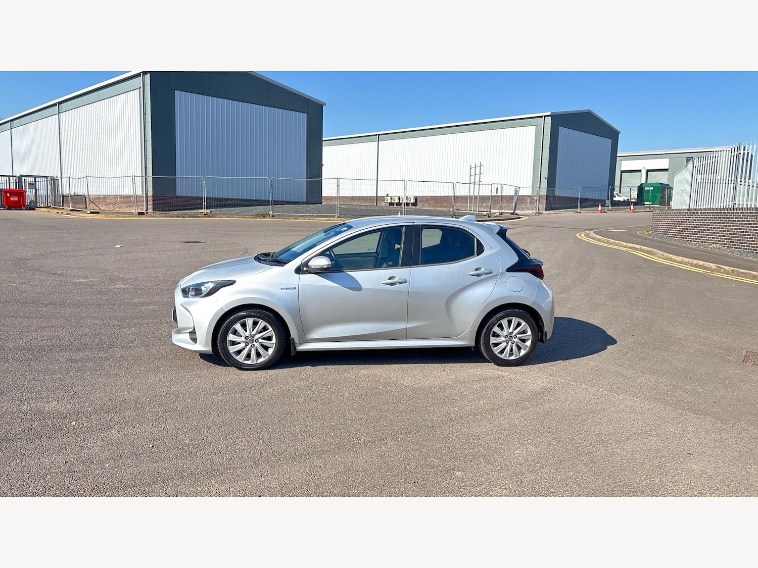 Used Toyota Yaris for sale - 78007802: Photo 19