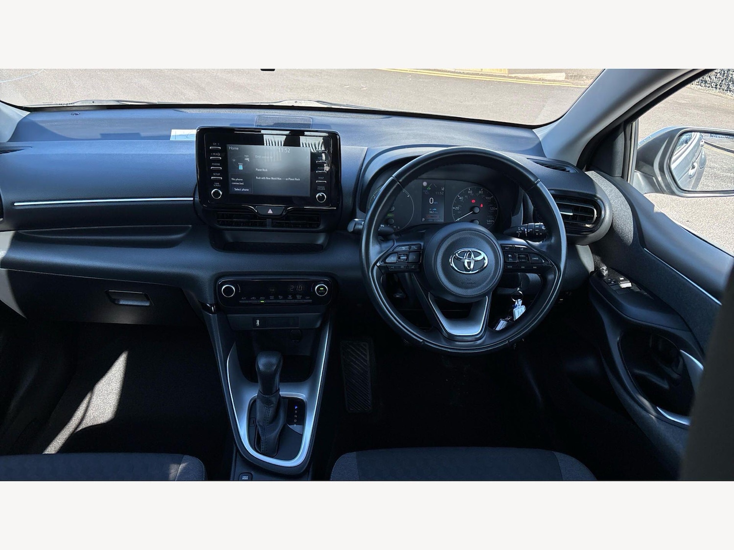 Used Toyota Yaris for sale - 78007802: Photo 7
