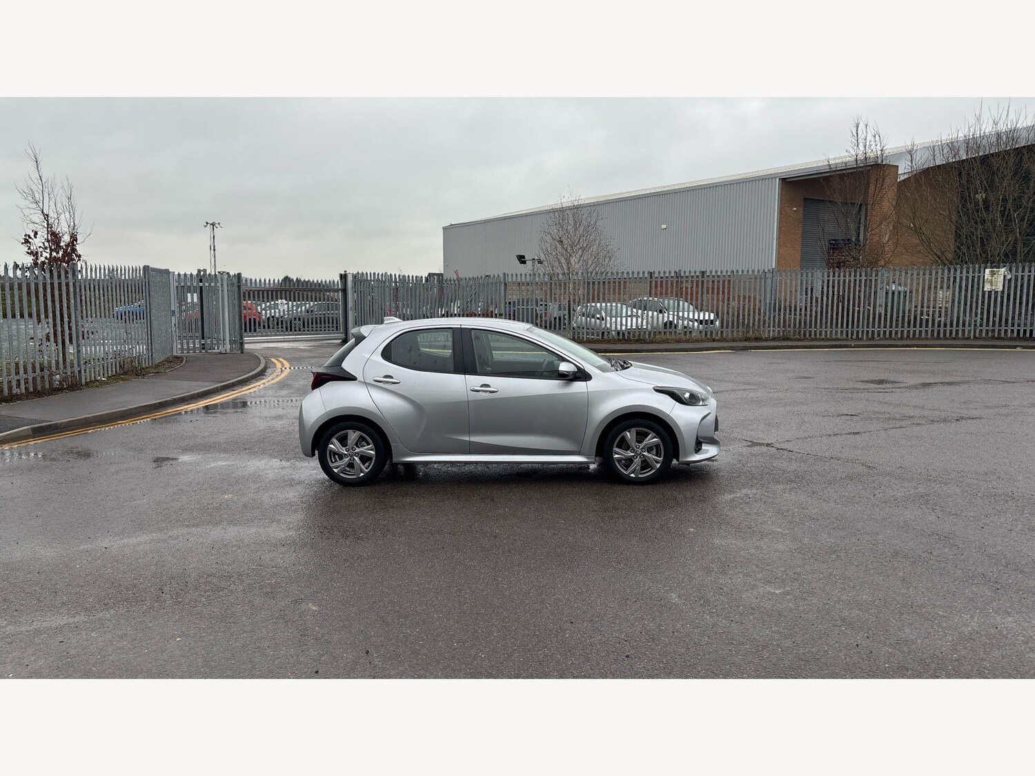 Used Toyota Yaris 2024 for sale - 77612284: Photo 18