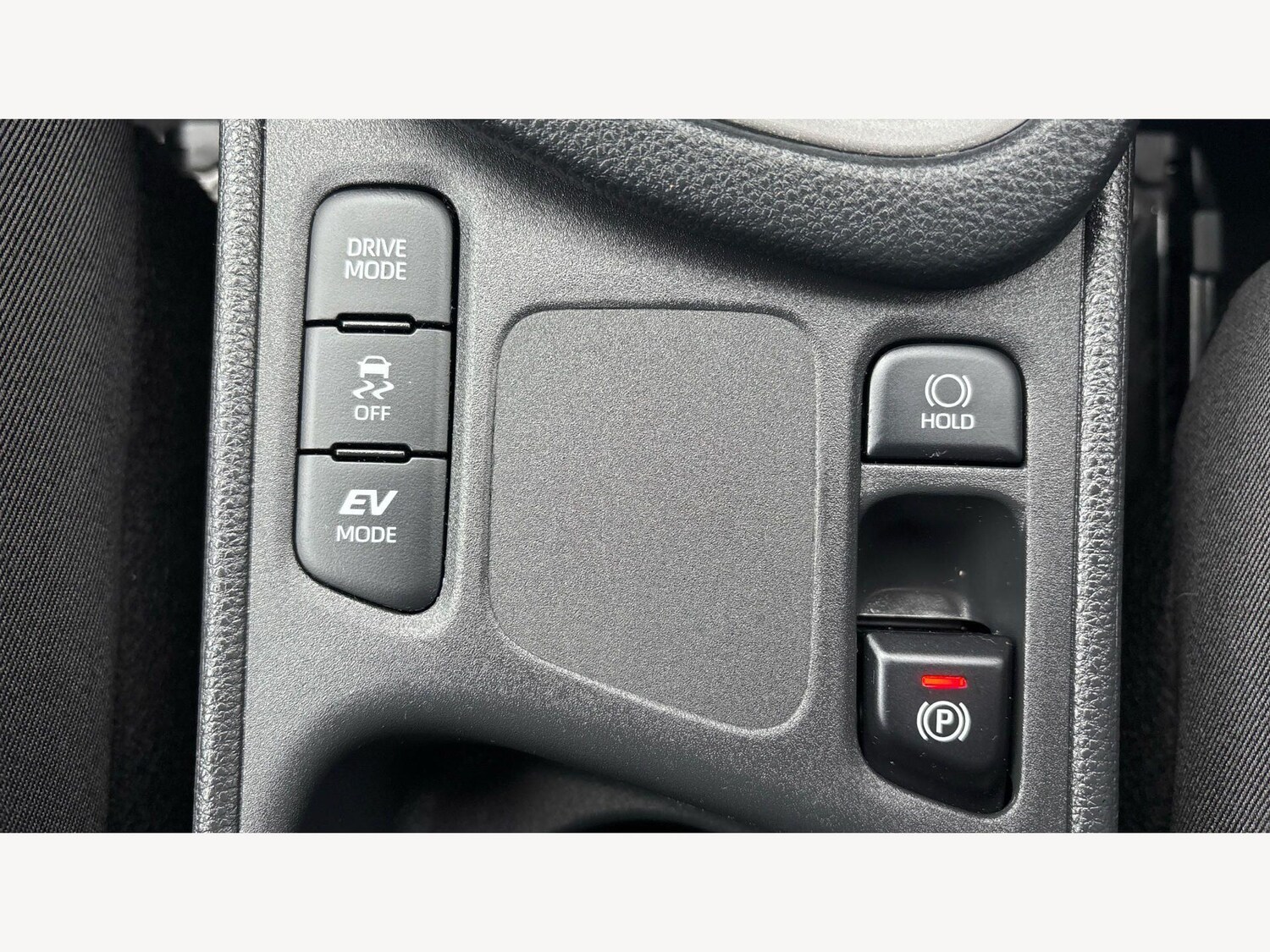 Used Toyota Yaris 2024 for sale - 77612284: Photo 26