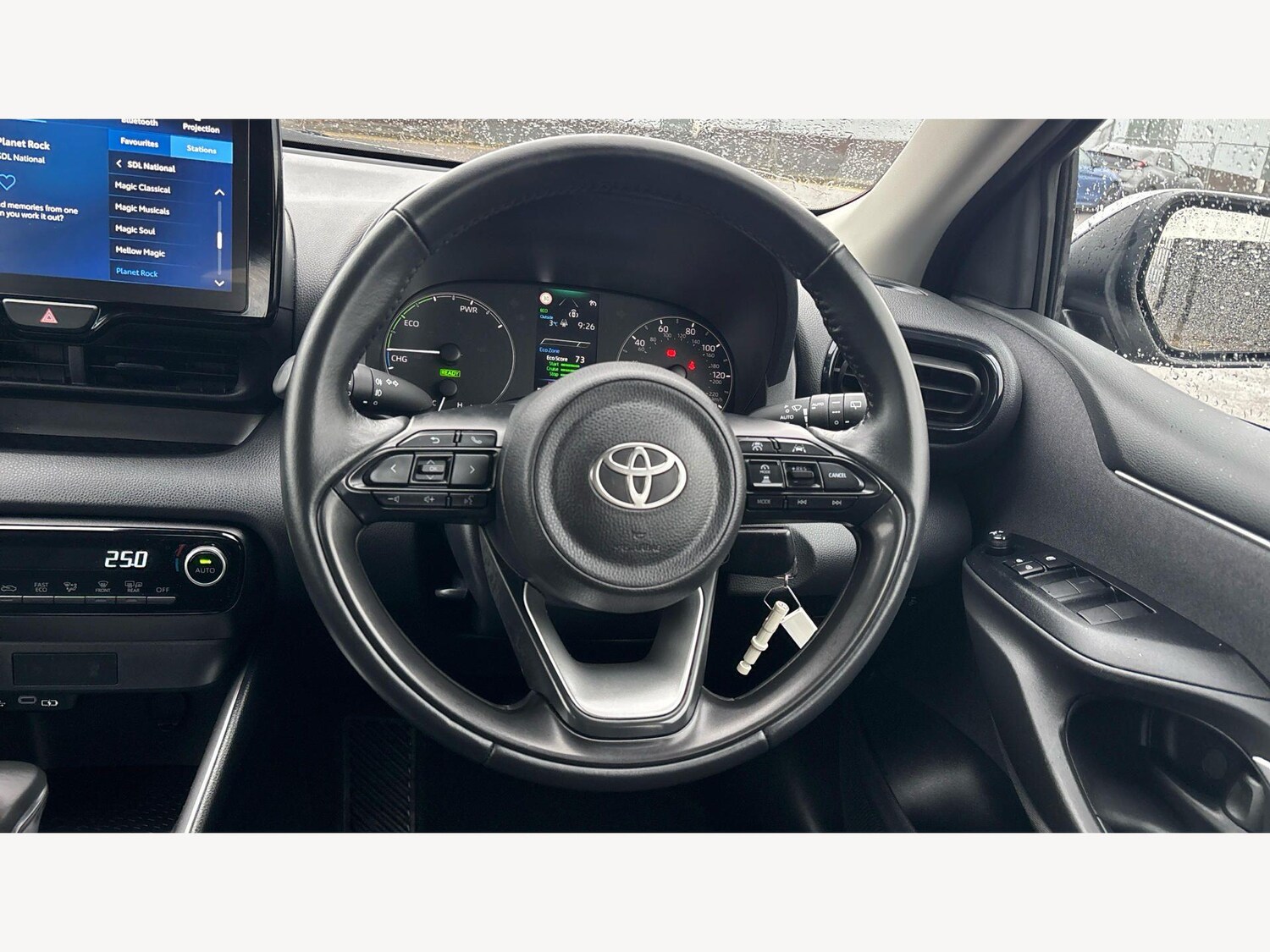 Used Toyota Yaris 2024 for sale - 77612284: Photo 8