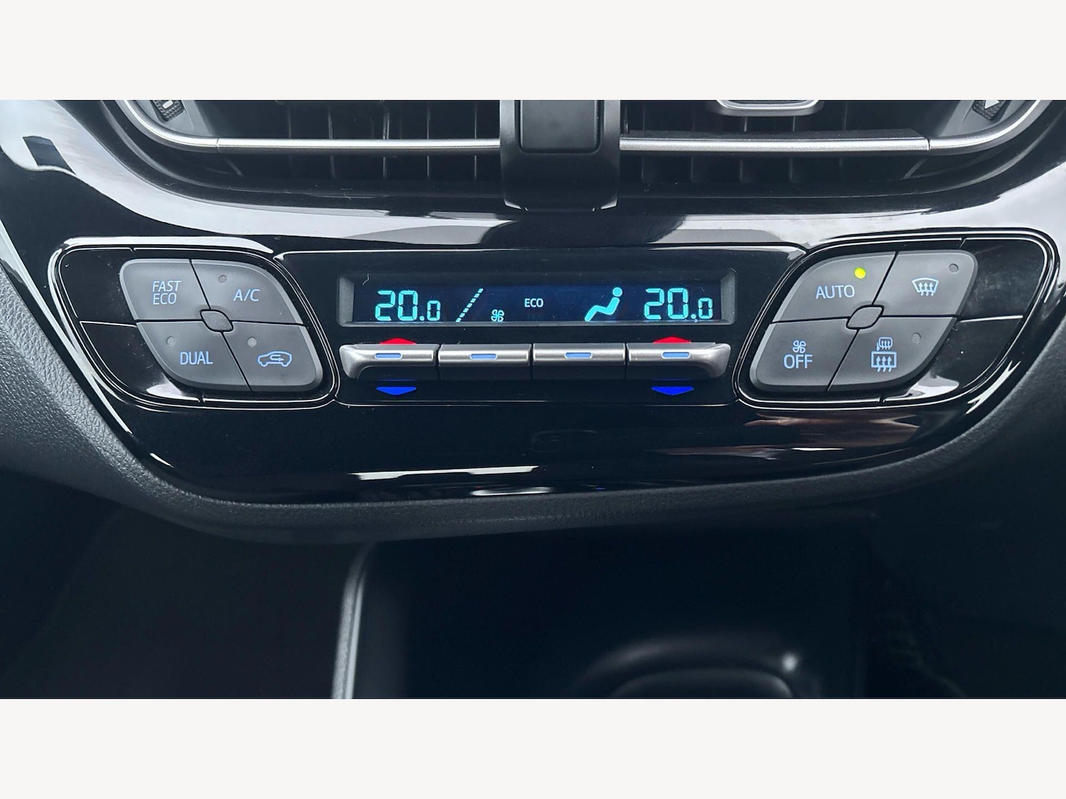 Used Toyota C-HR 2022 for sale - 77768658: Photo 23