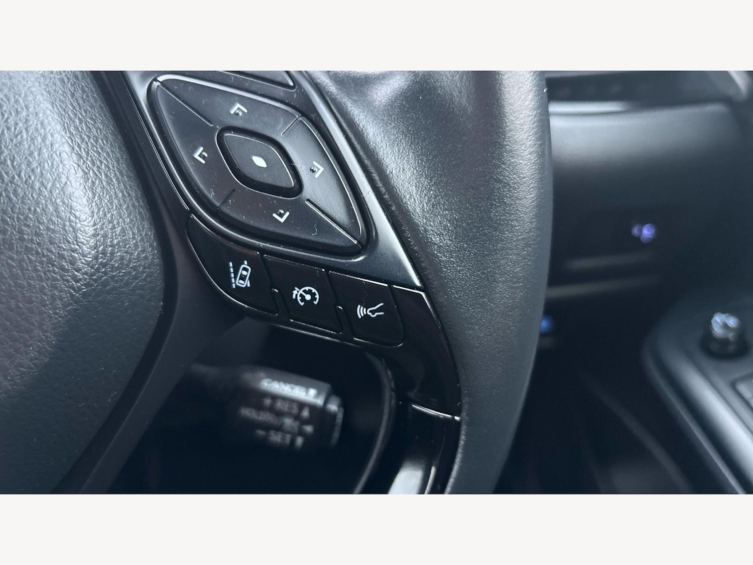 Used Toyota C-HR 2022 for sale - 77768658: Photo 25