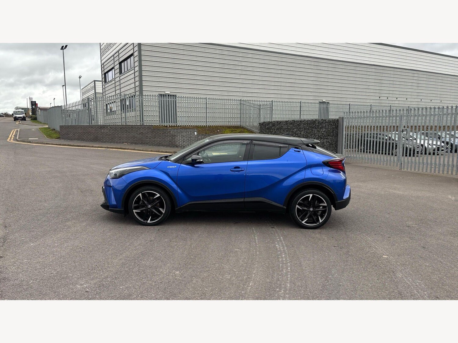 Used Toyota C-HR 2021 for sale - 77695728: Photo 19