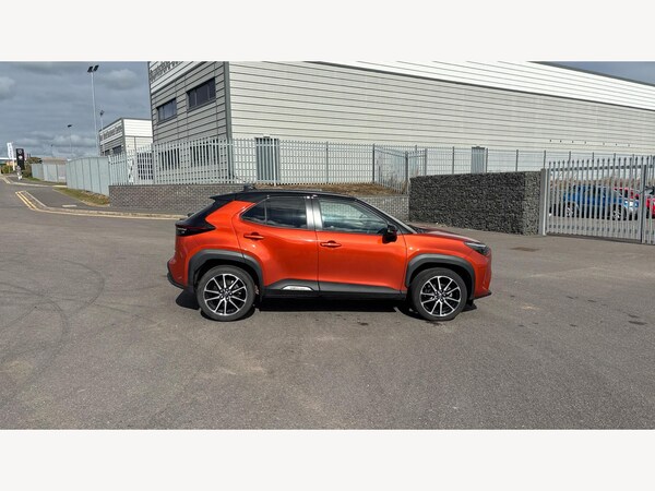 Used Toyota Yaris Cross 2023 for sale - 76085435: Photo 18