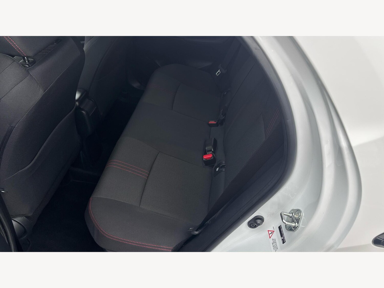 Used Toyota Yaris 2023 for sale - 76484331: Photo 15