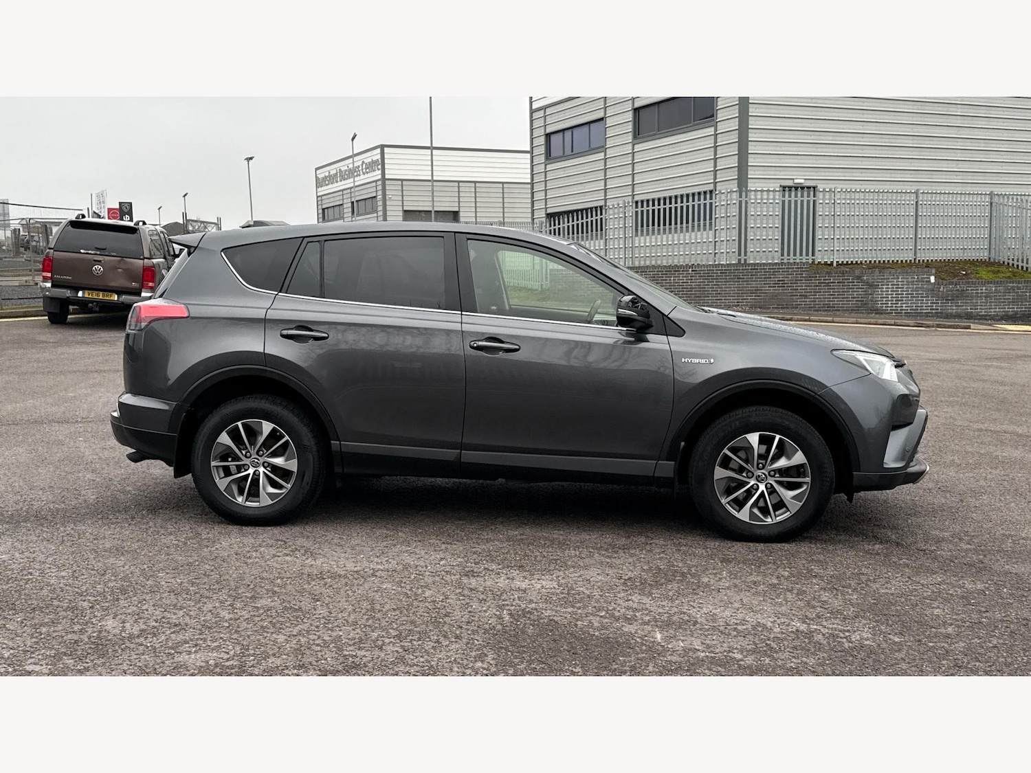 Used Toyota RAV4 2018 for sale - 77537999: Photo 18