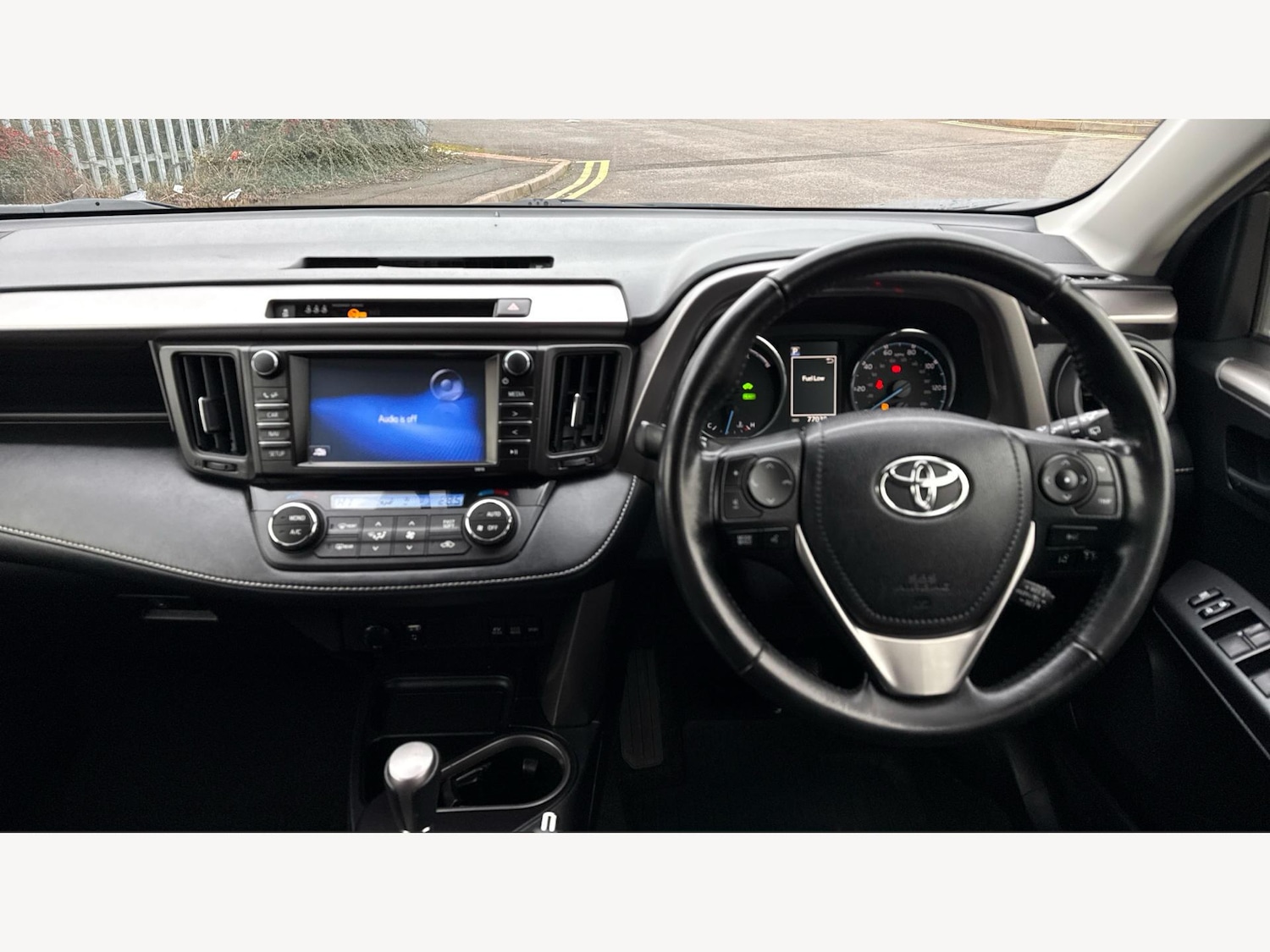 Used Toyota RAV4 2018 for sale - 77537999: Photo 7