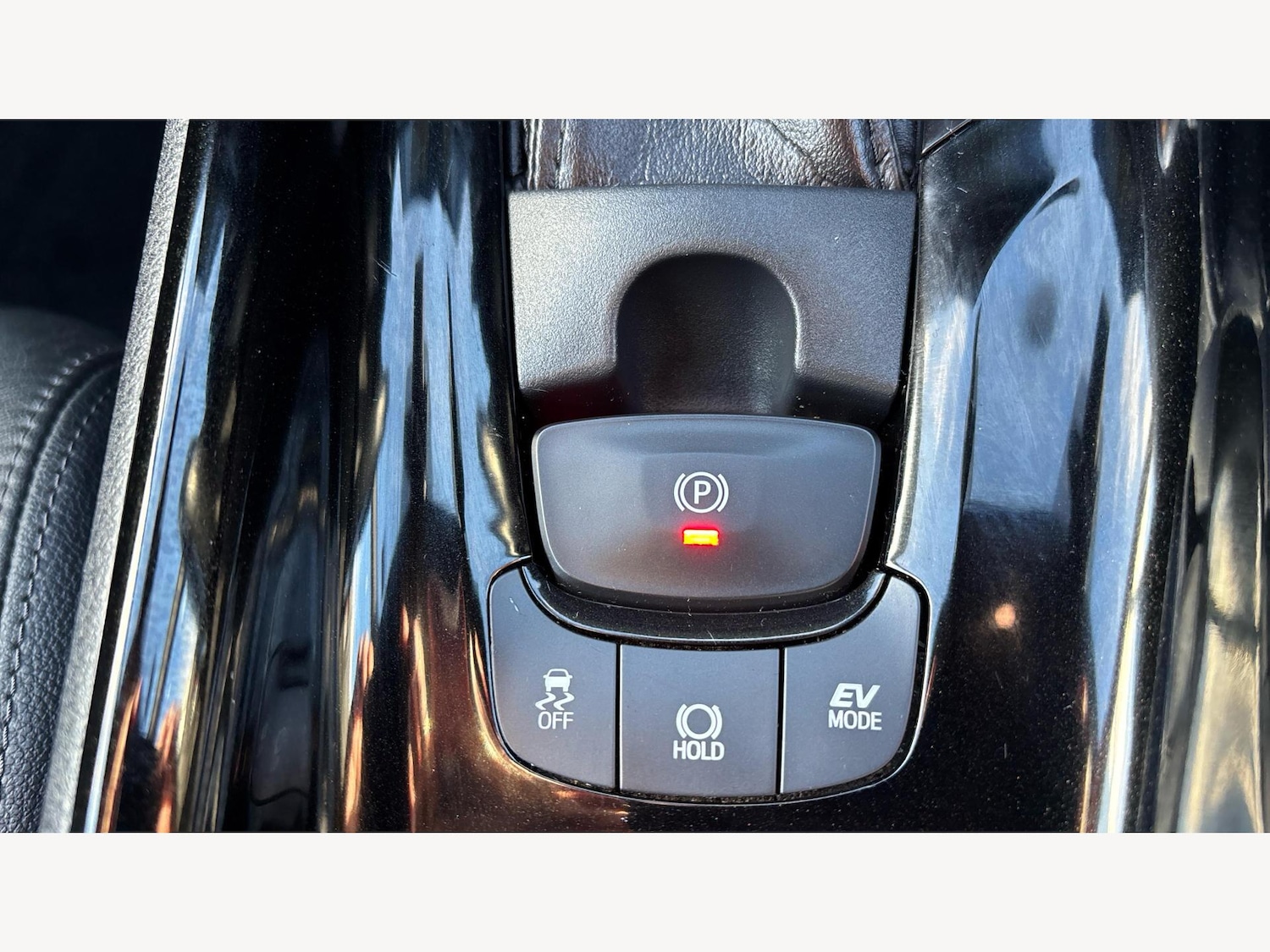 Used Toyota C-HR 2018 for sale - 77426005: Photo 26