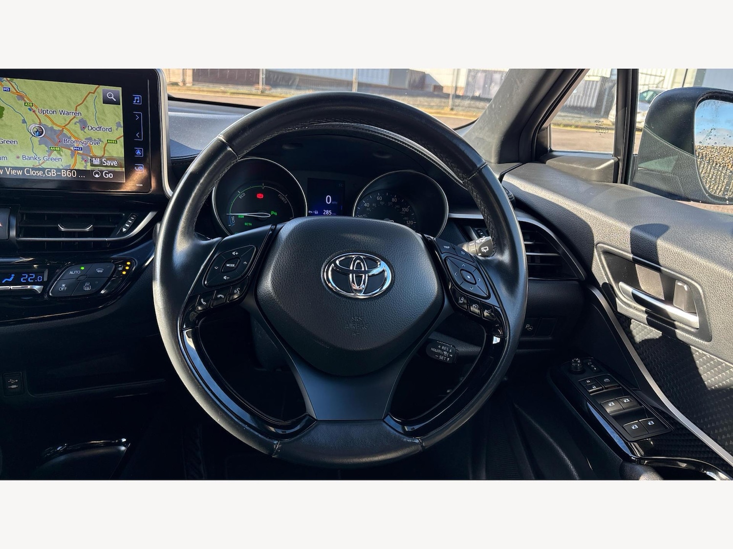 Used Toyota C-HR 2018 for sale - 77426005: Photo 8