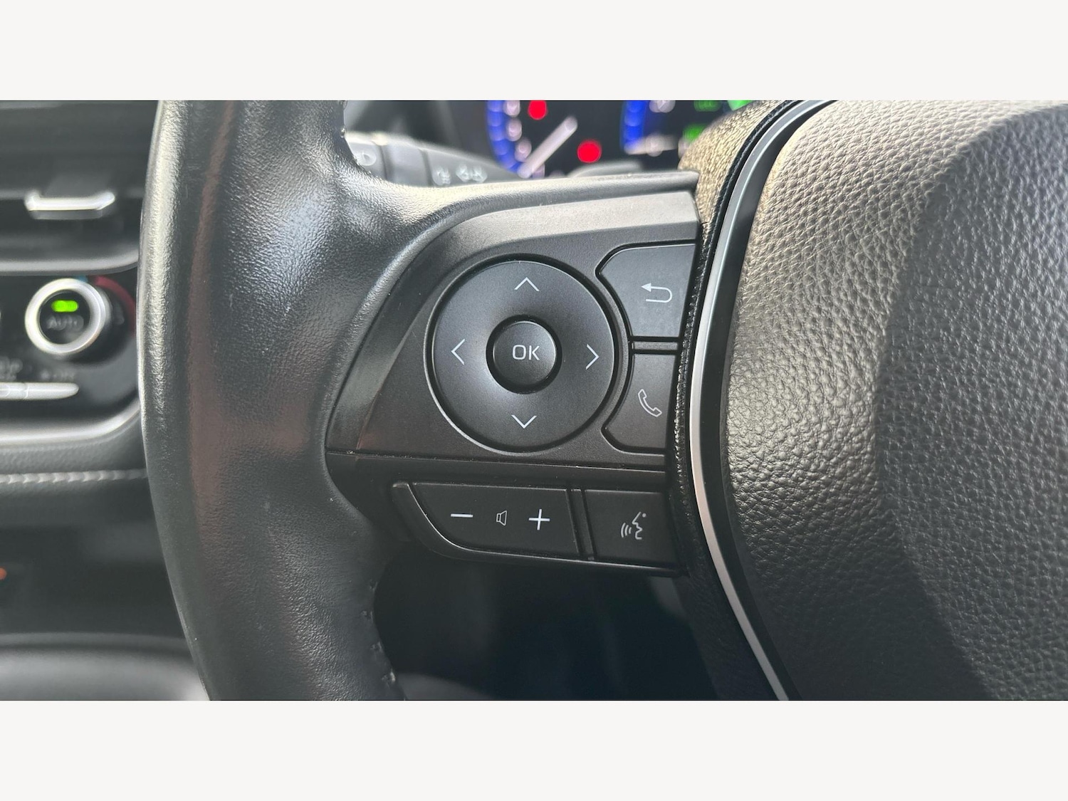 Used Toyota Corolla 2020 for sale - 76512514: Photo 24