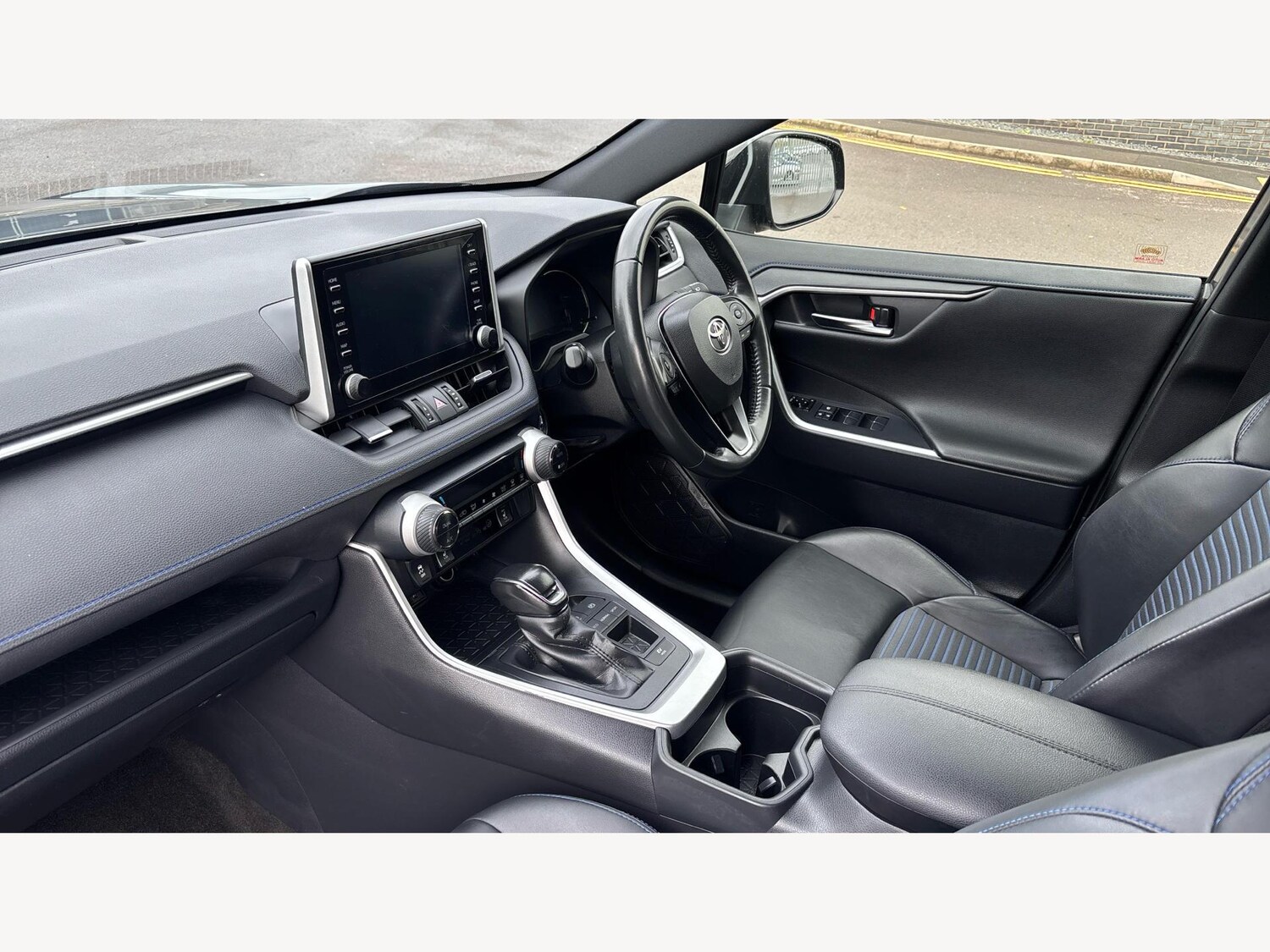 Used Toyota RAV4 2021 for sale - 76607891: Photo 12