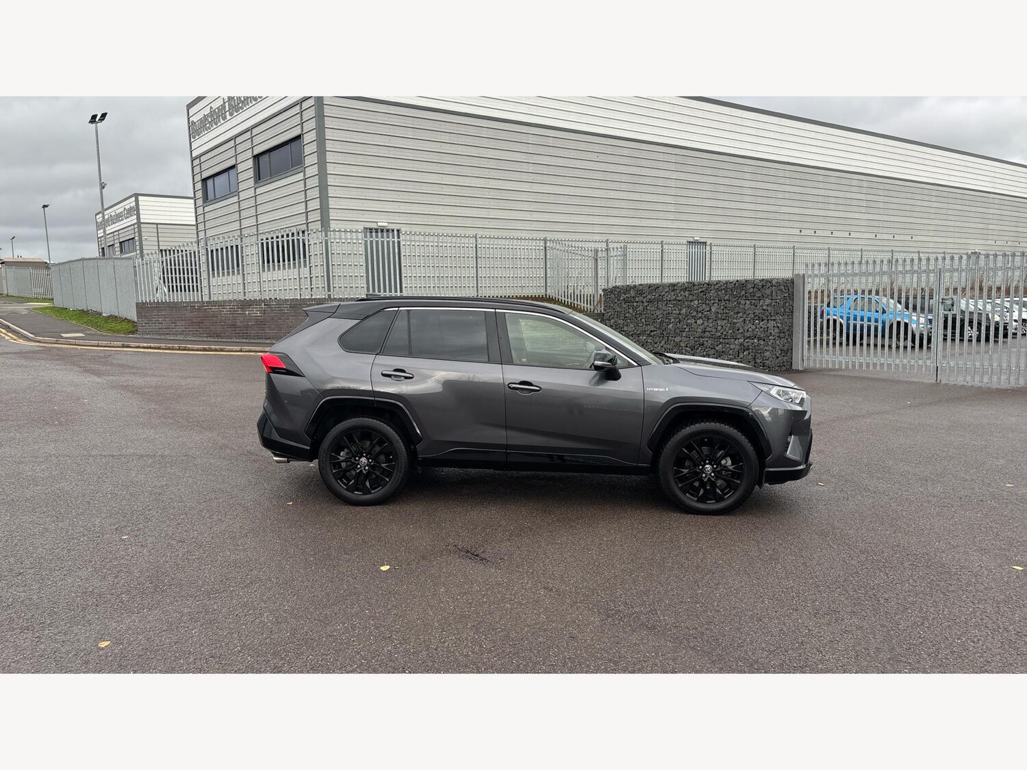 Used Toyota RAV4 2021 for sale - 76607891: Photo 18