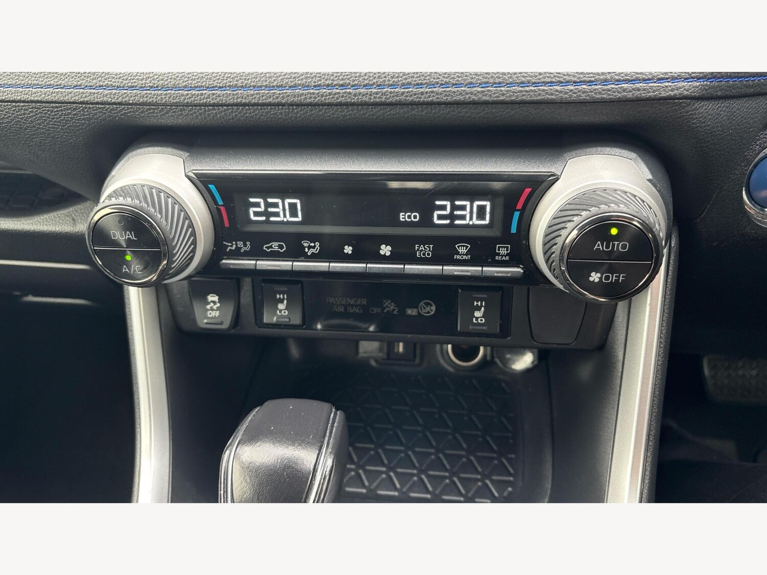 Used Toyota RAV4 2021 for sale - 76607891: Photo 23