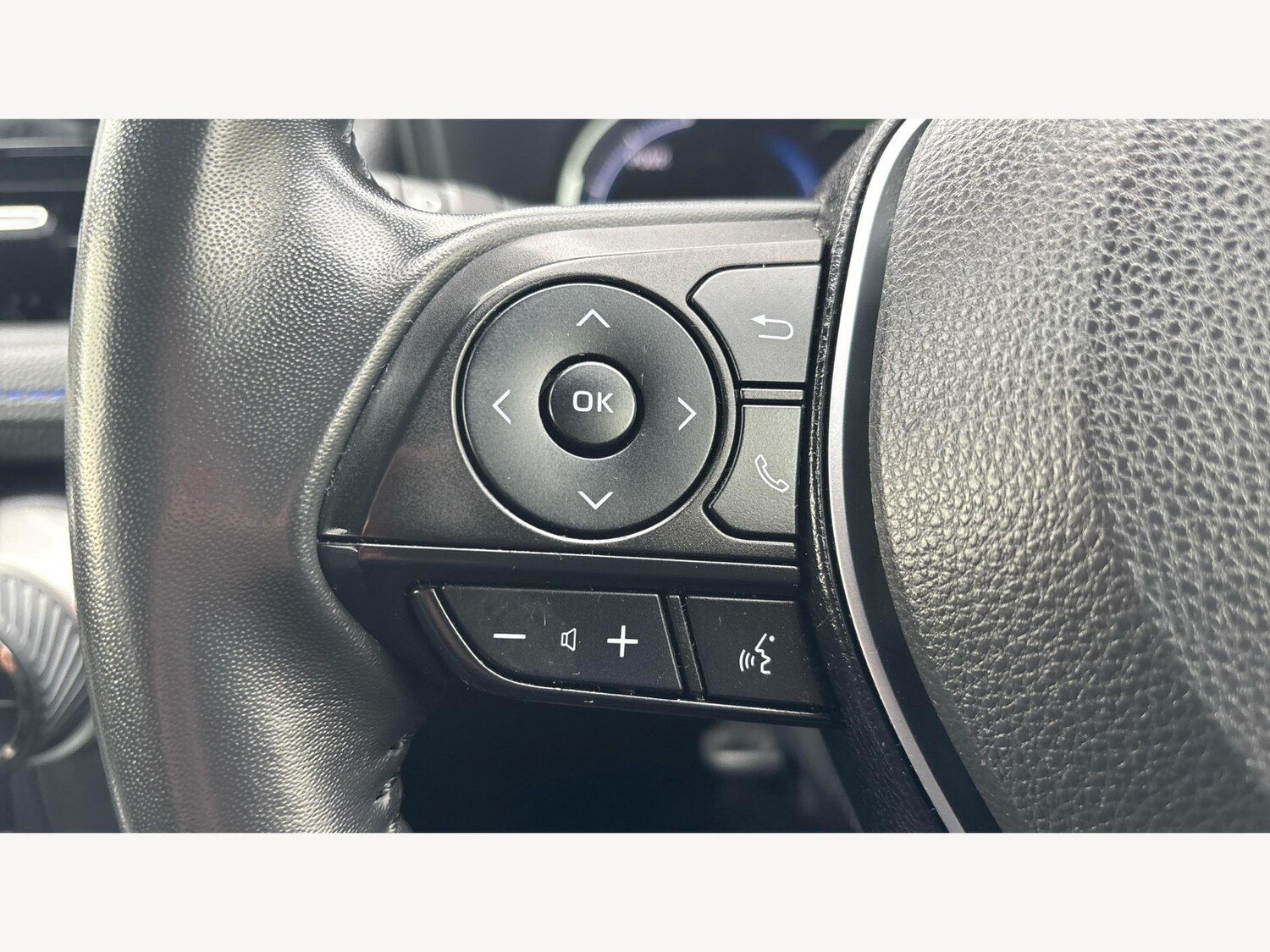 Used Toyota RAV4 2021 for sale - 76607891: Photo 24