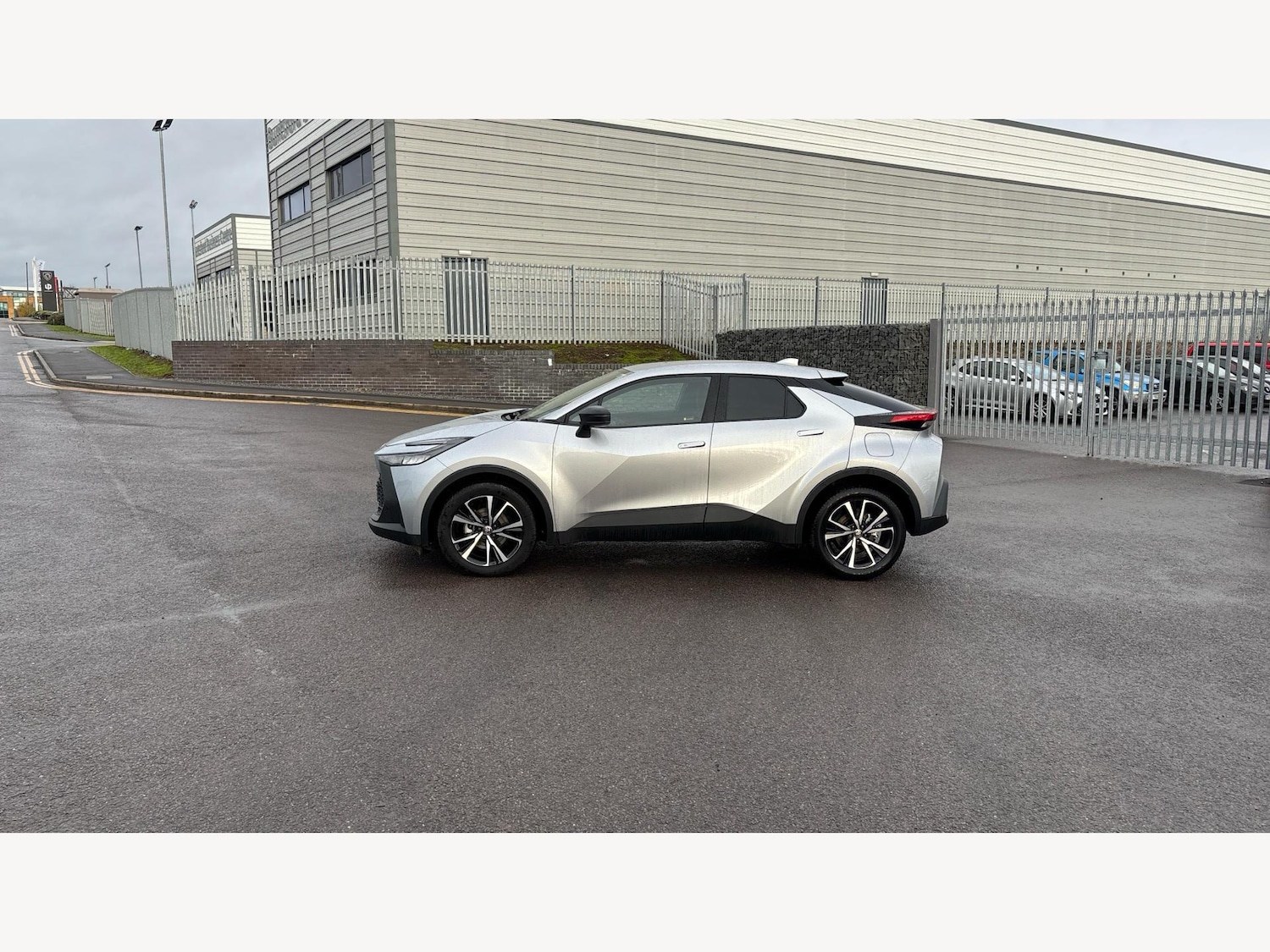 Used Toyota C-HR 2025 for sale - 77175875: Photo 19