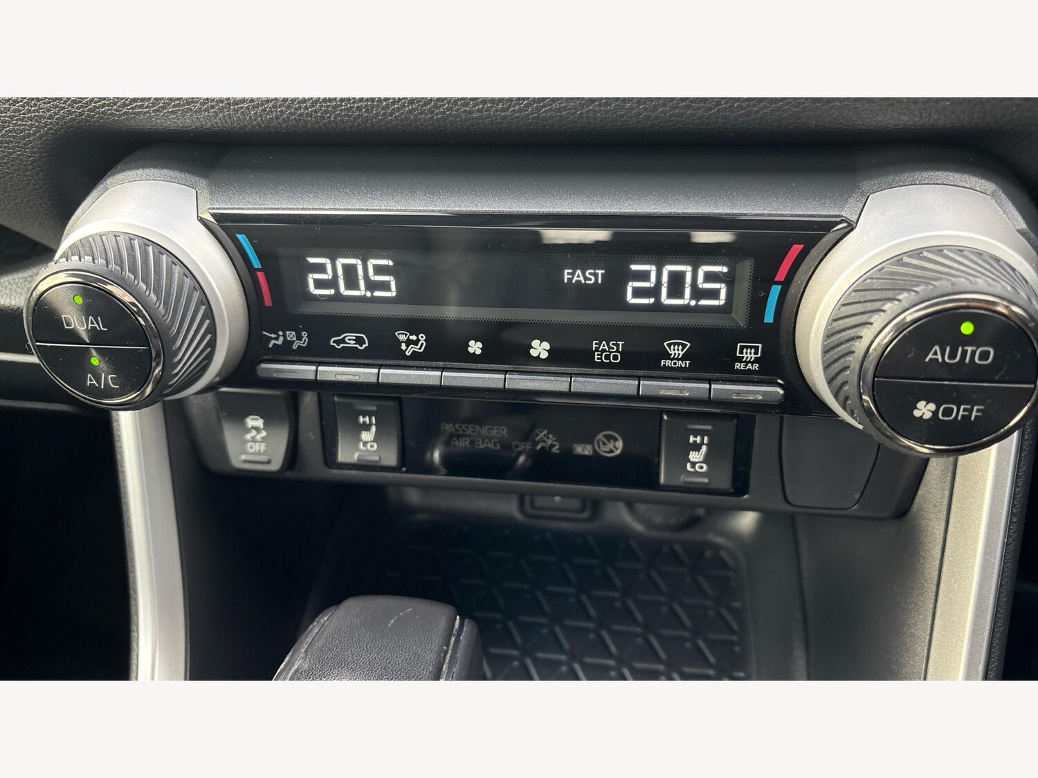 Used Toyota RAV4 2022 for sale - 77290539: Photo 23