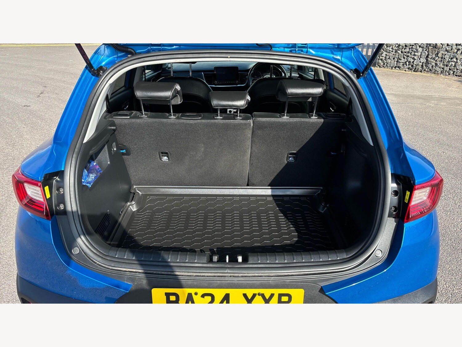 Used Kia Stonic for sale - 77768099: Photo 16