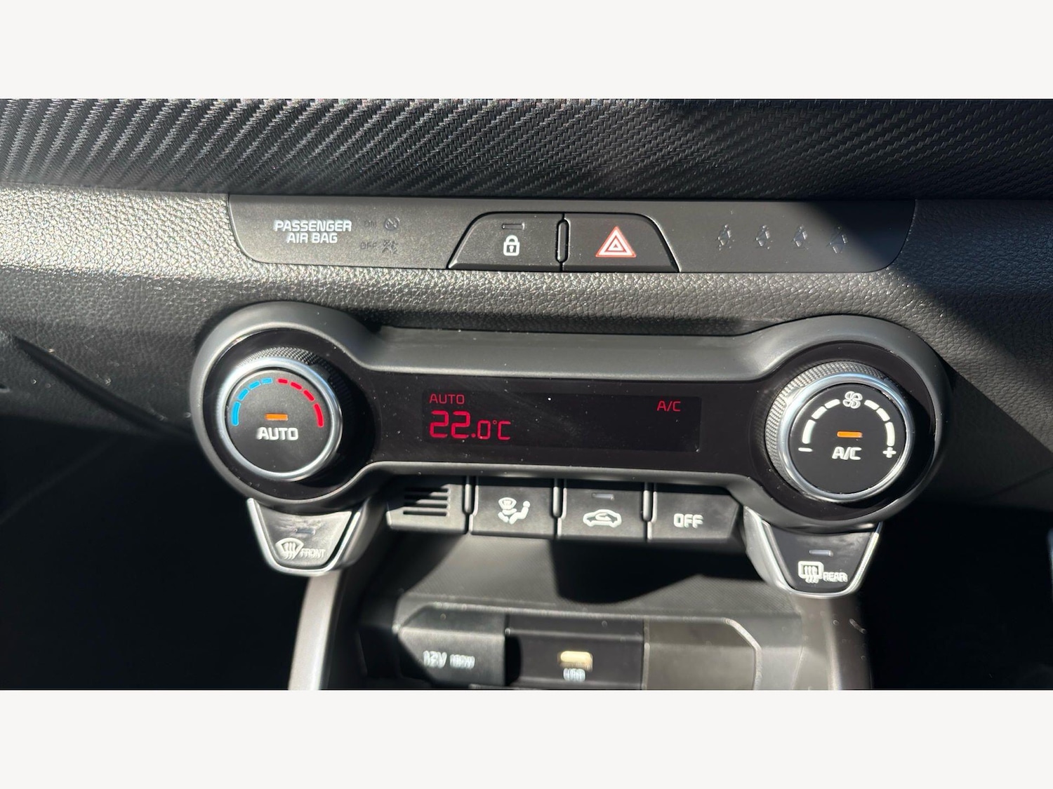 Used Kia Stonic for sale - 77768099: Photo 23