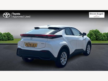 Used Toyota C-HR 2024 for sale - 79361999: Photo