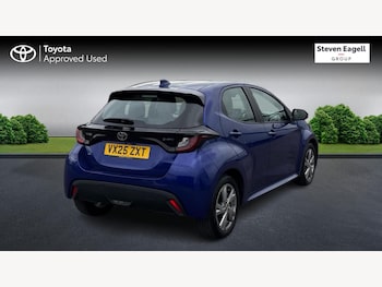 Used Toyota Yaris 2025 for sale - 76190012: Photo 2