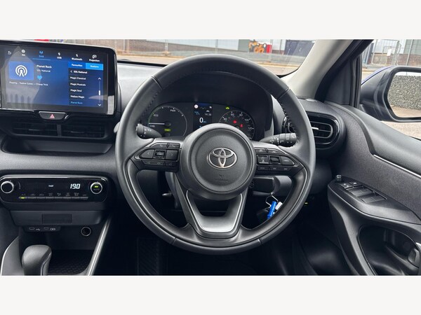 Used Toyota Yaris 2025 for sale - 76190012: Photo 8
